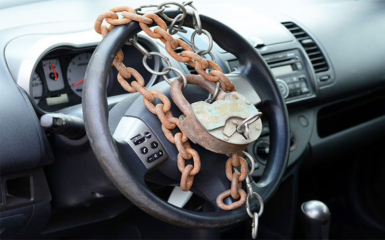 Блокираторы (фиксаторы) для авто