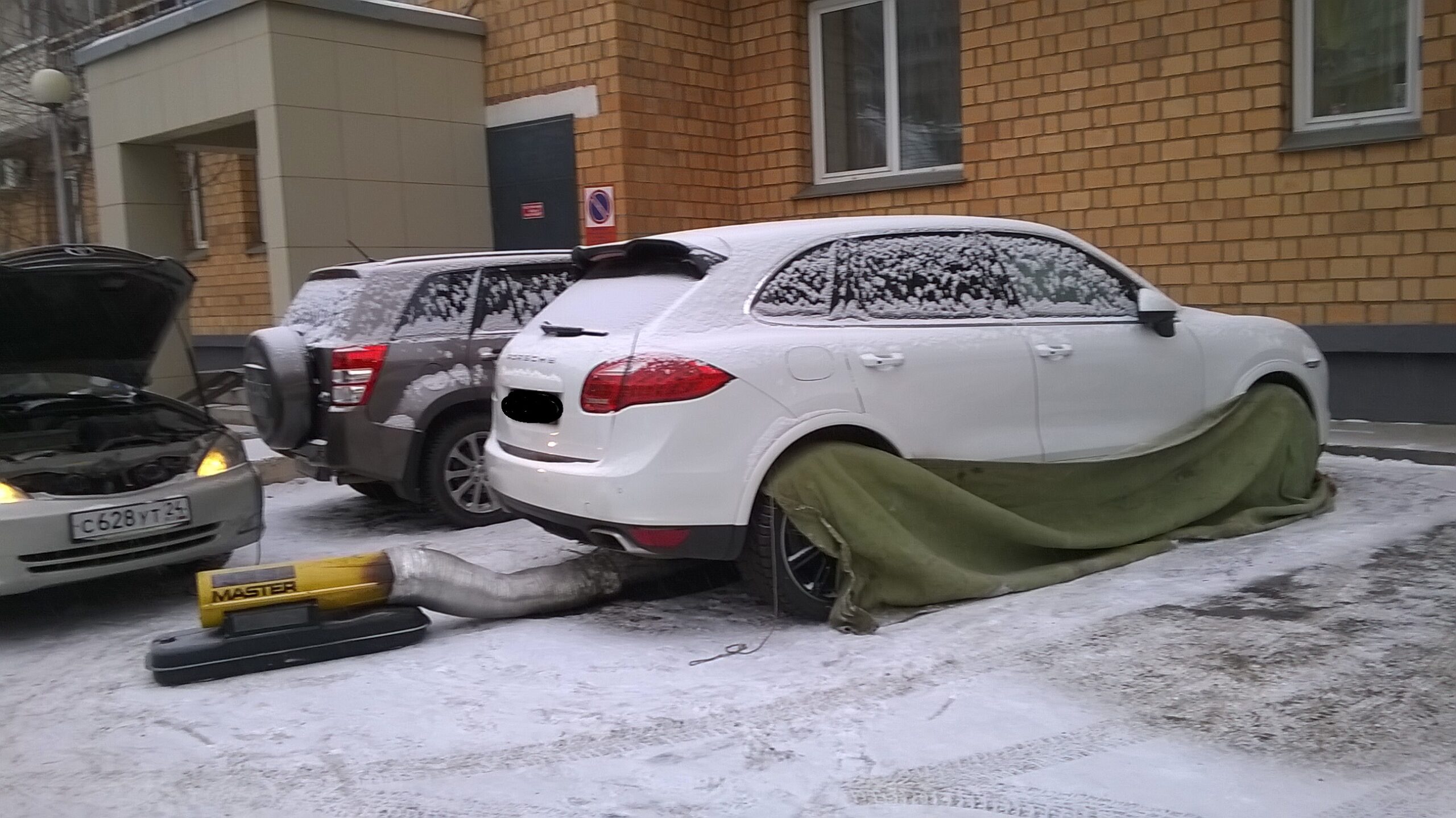 Необходимость в обогреве автомобиля.