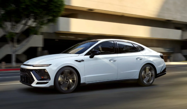 Hyundai SmartSense: как работает система безопасности и стоит ли переплачивать?