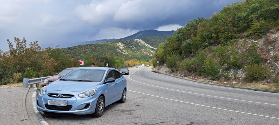 Собираемся в дальнюю дорогу на Hyundai: исчерпывающий список необходимых вещей для идеального путешествия