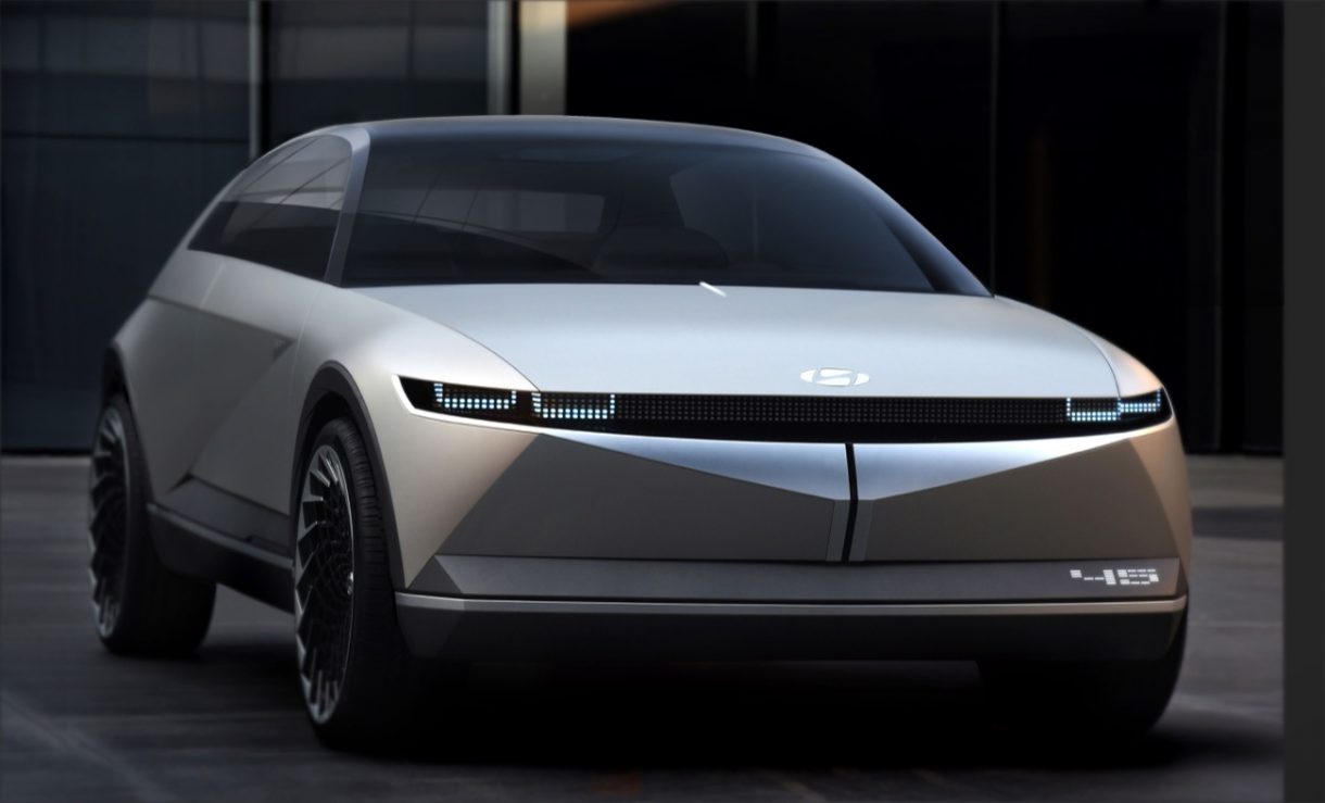 Путешествие на электромобиле Hyundai: как спланировать идеальный маршрут и не остаться без заряда